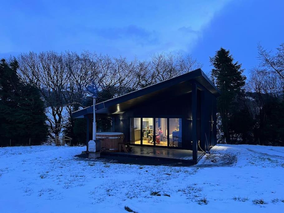 הוילה Llanbrynmair Quirky, Luxury Hideaway מראה חיצוני תמונה