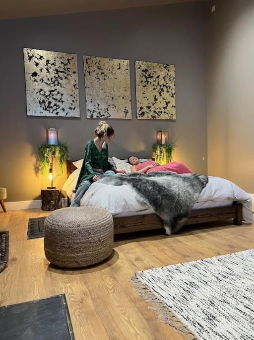 הוילה Llanbrynmair Quirky, Luxury Hideaway מראה חיצוני תמונה